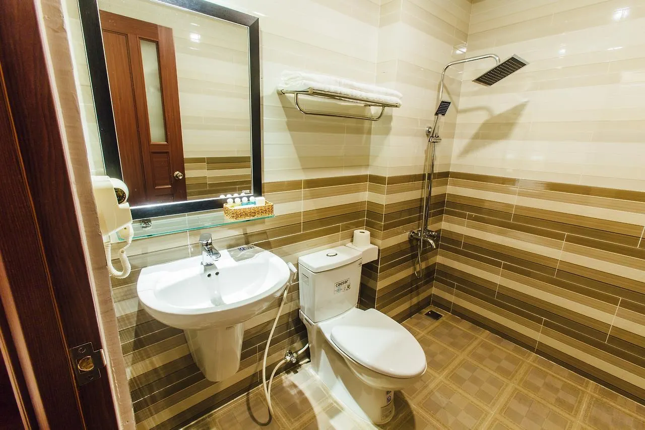 Sunflower Hotel 2 Da Nang 2*,  Vietnam