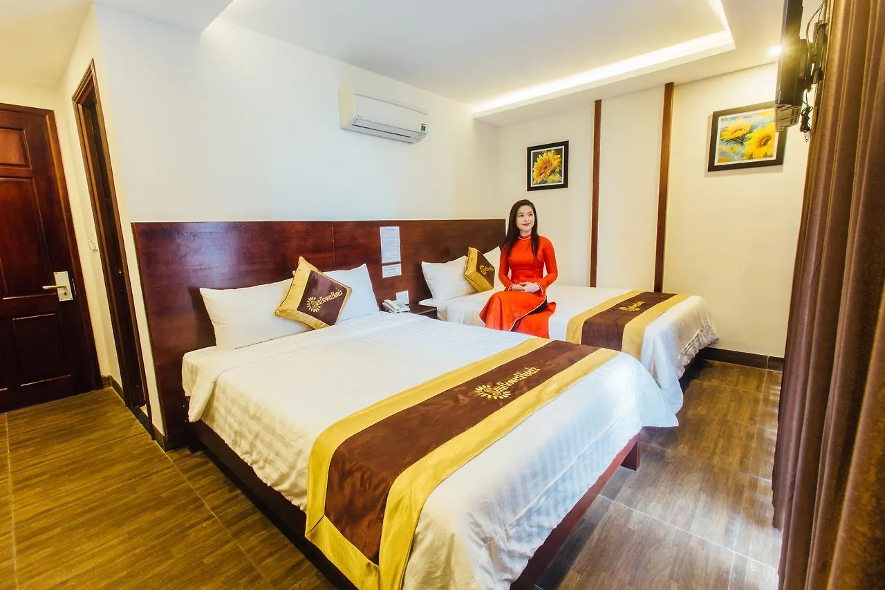 Sunflower Hotel 2 Da Nang Vietnam