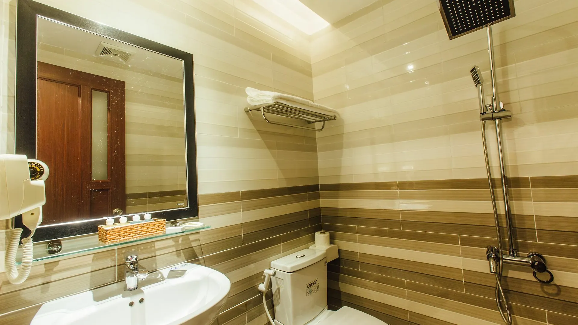 Sunflower Hotel 2 Da Nang Vietnam